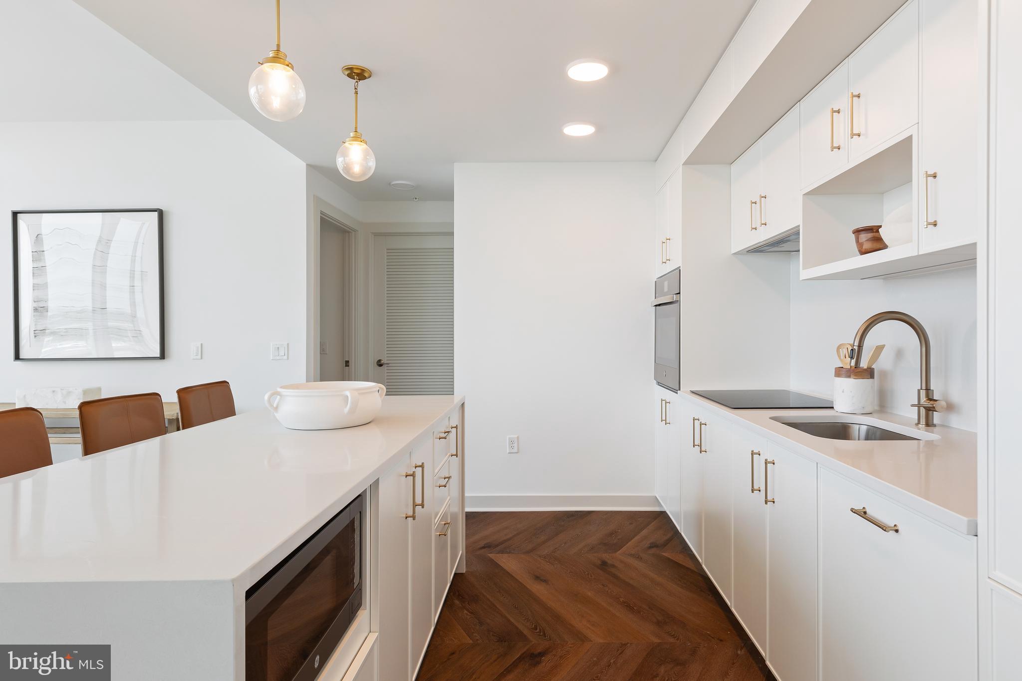 COURTHOUSE - Residential Lease