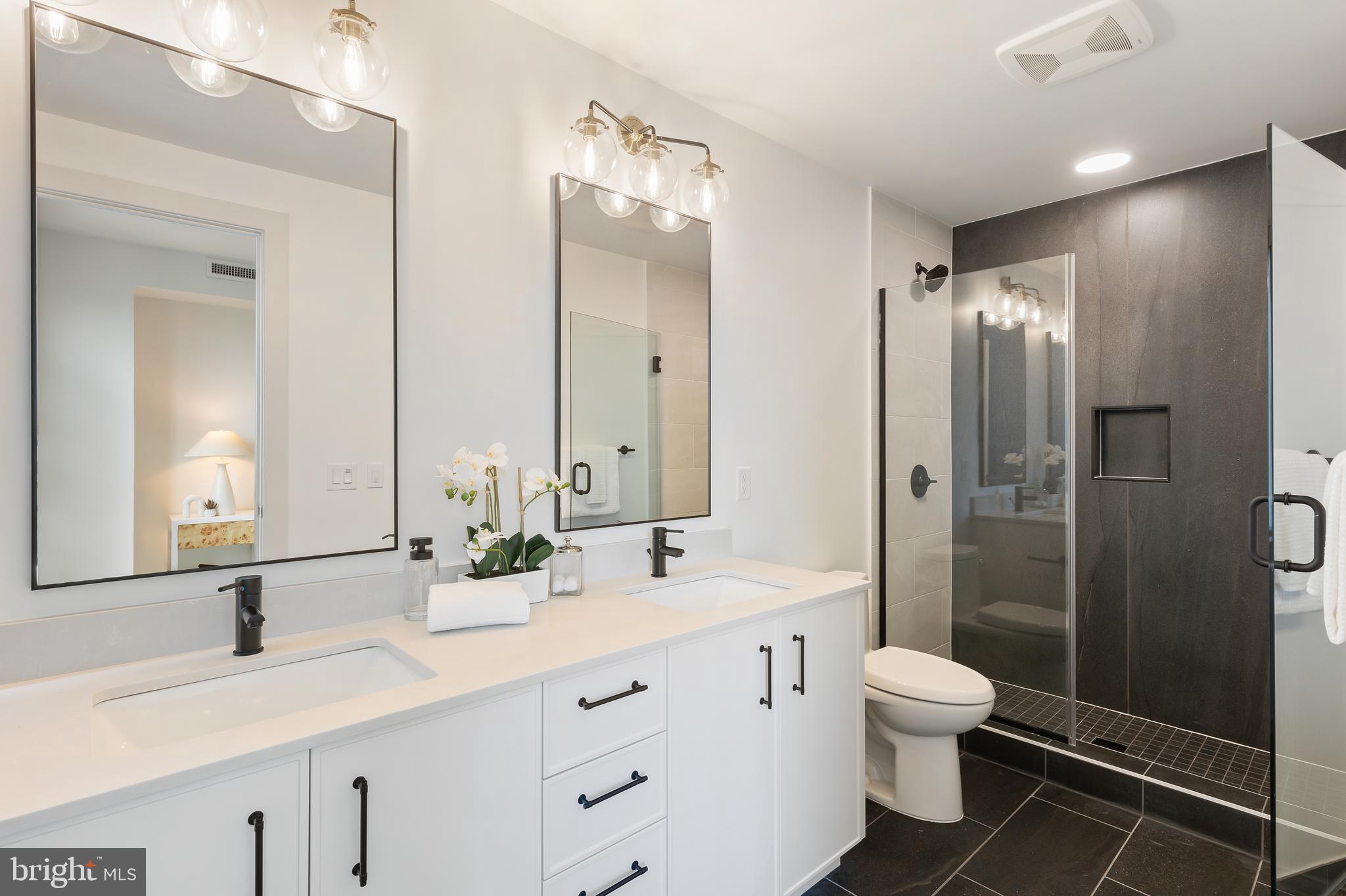 COURTHOUSE - Residential Lease