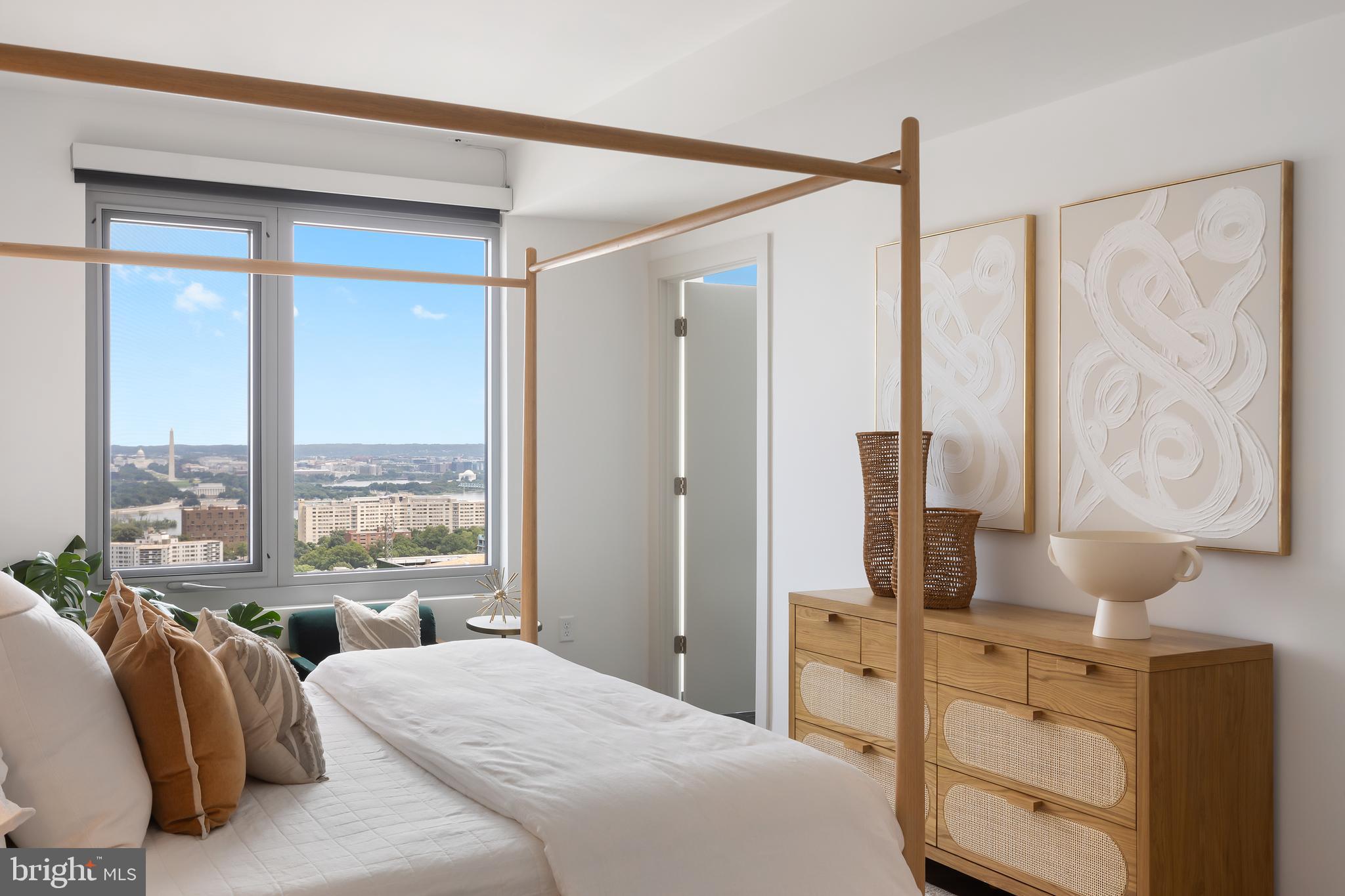 COURTHOUSE - Residential Lease