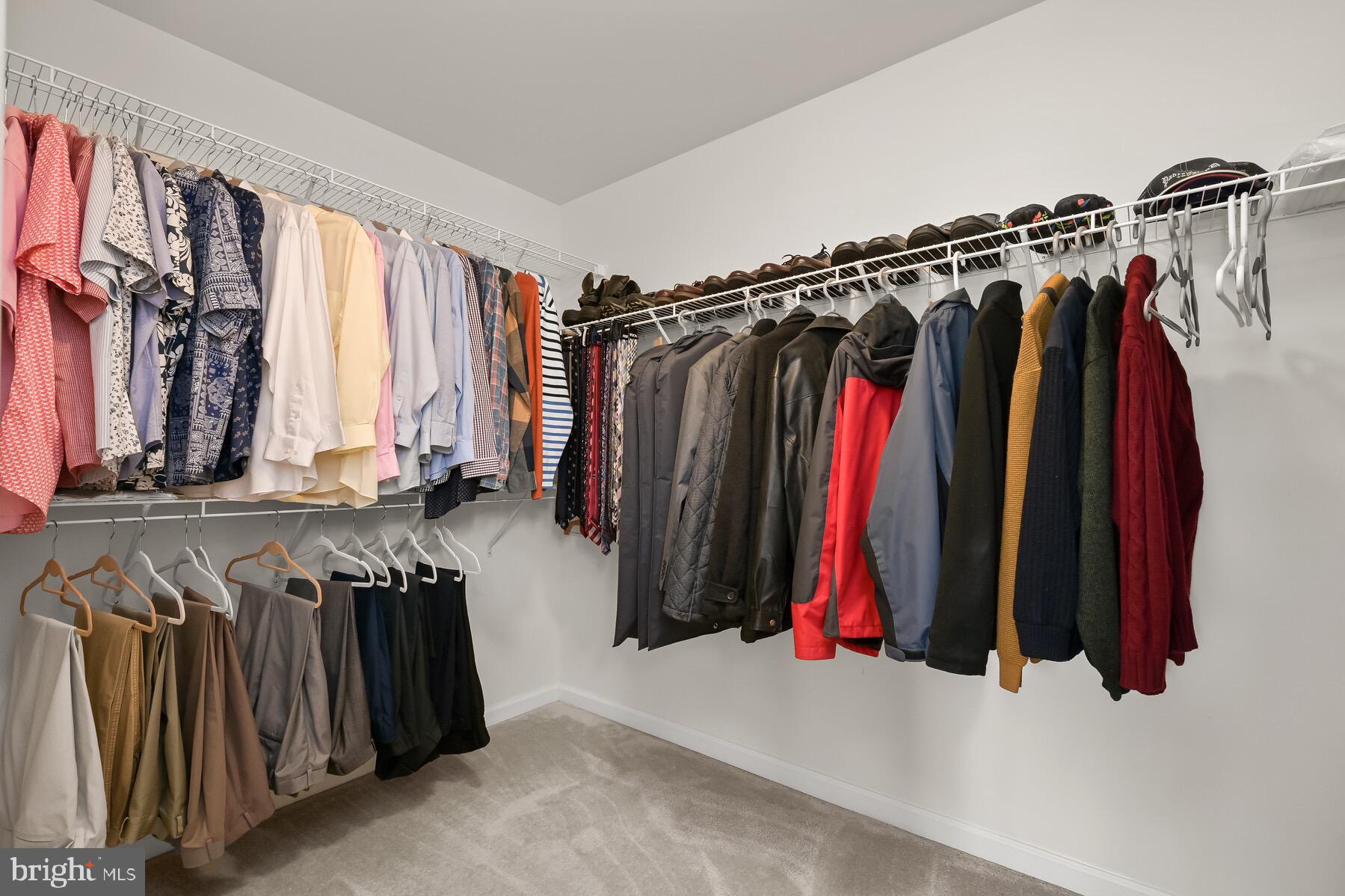 LINDEN GROVE - Residential