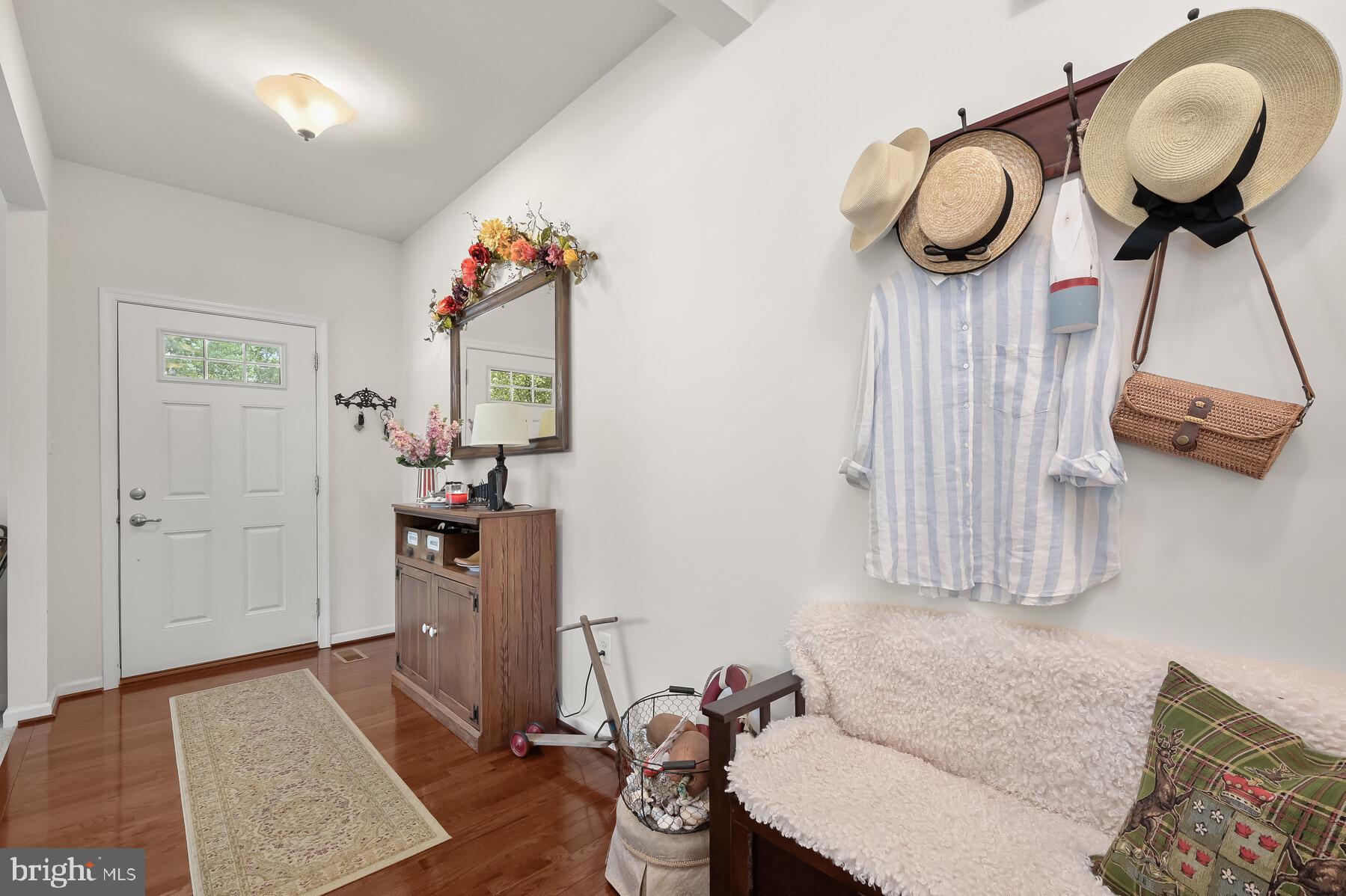 LINDEN GROVE - Residential