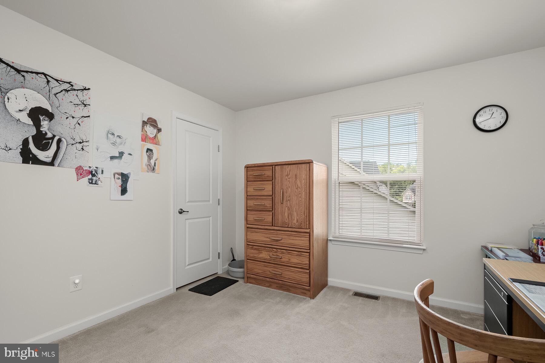 LINDEN GROVE - Residential