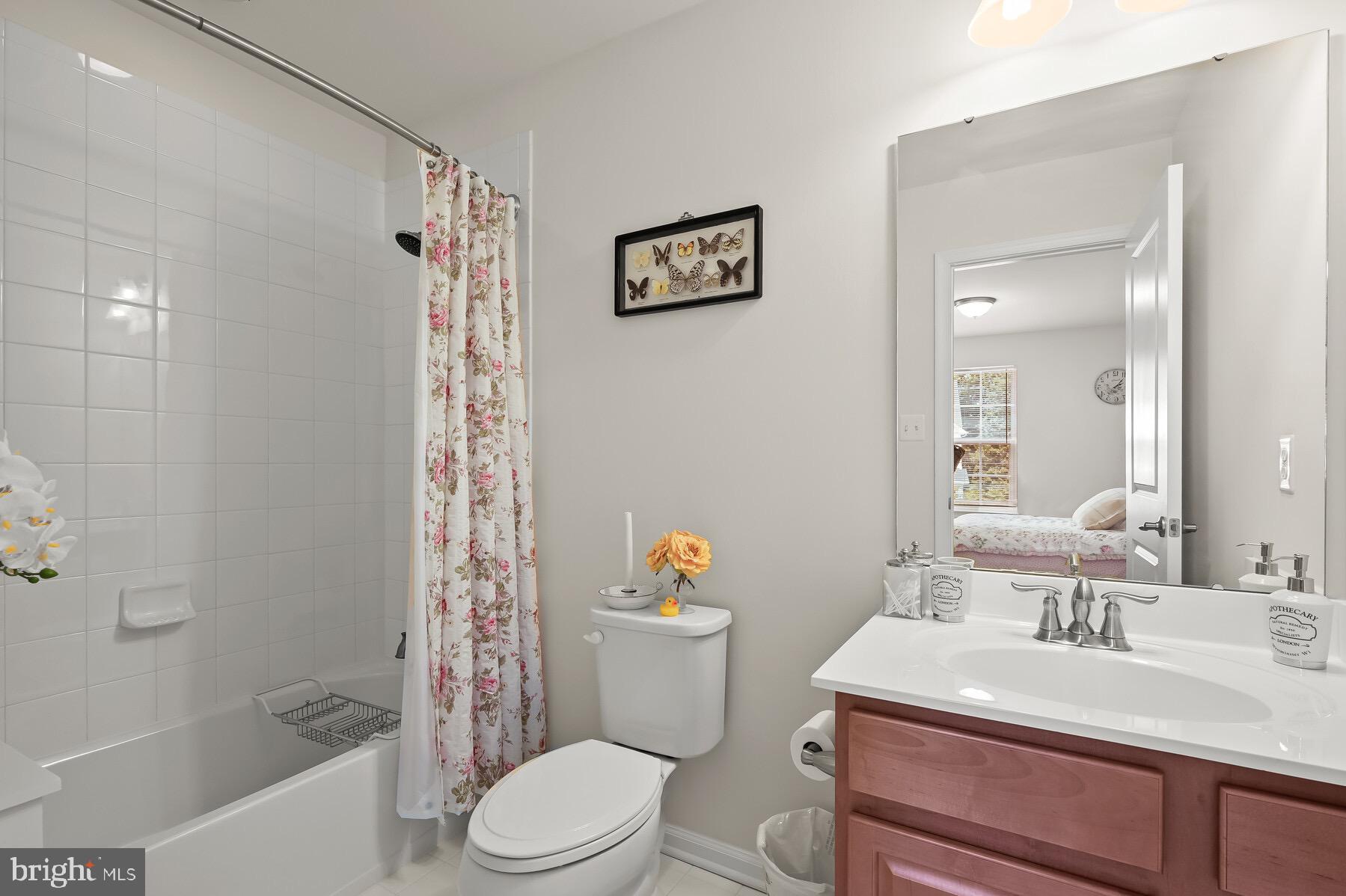 LINDEN GROVE - Residential