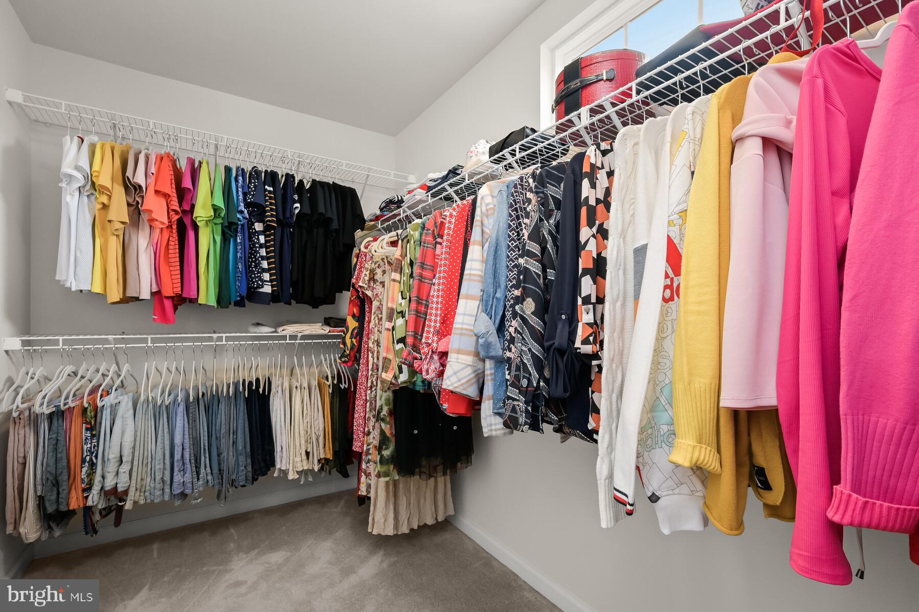 LINDEN GROVE - Residential