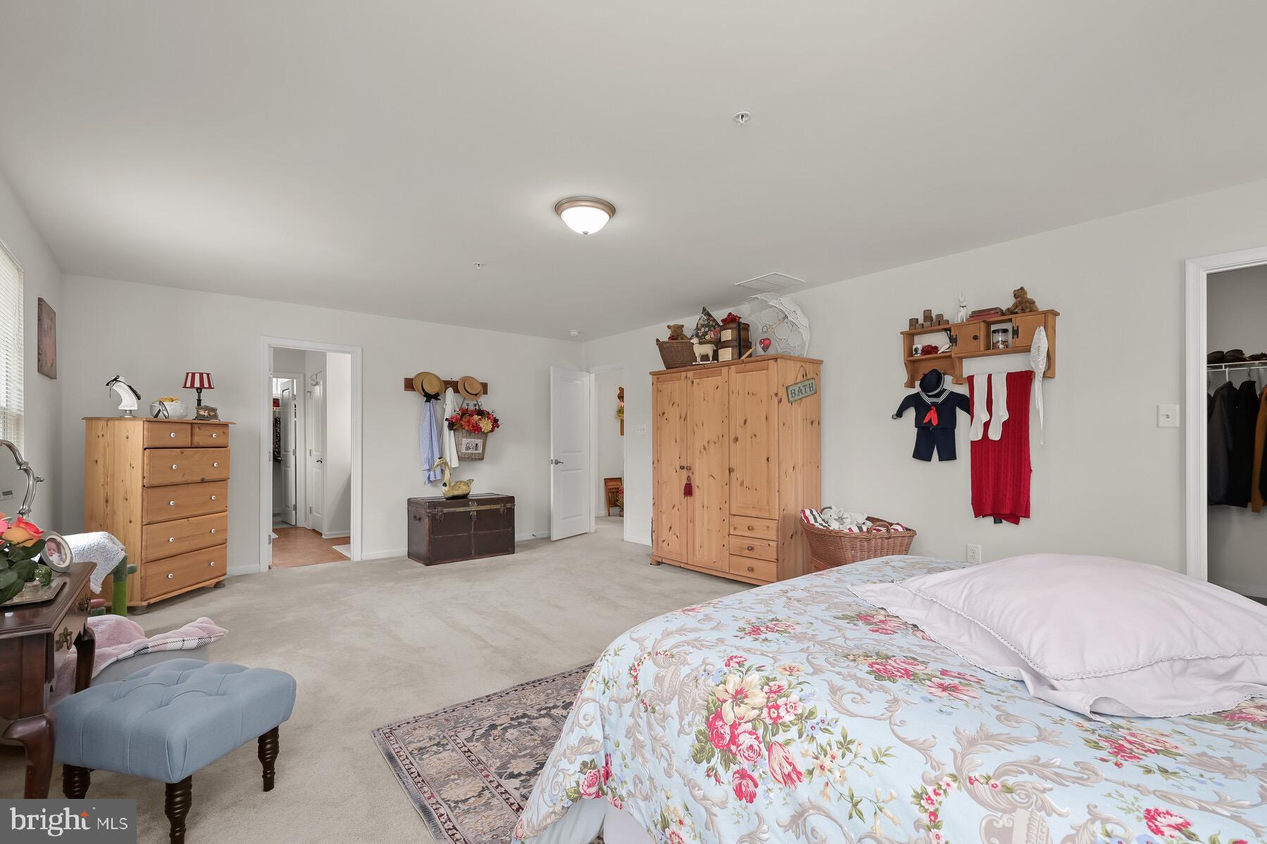 LINDEN GROVE - Residential