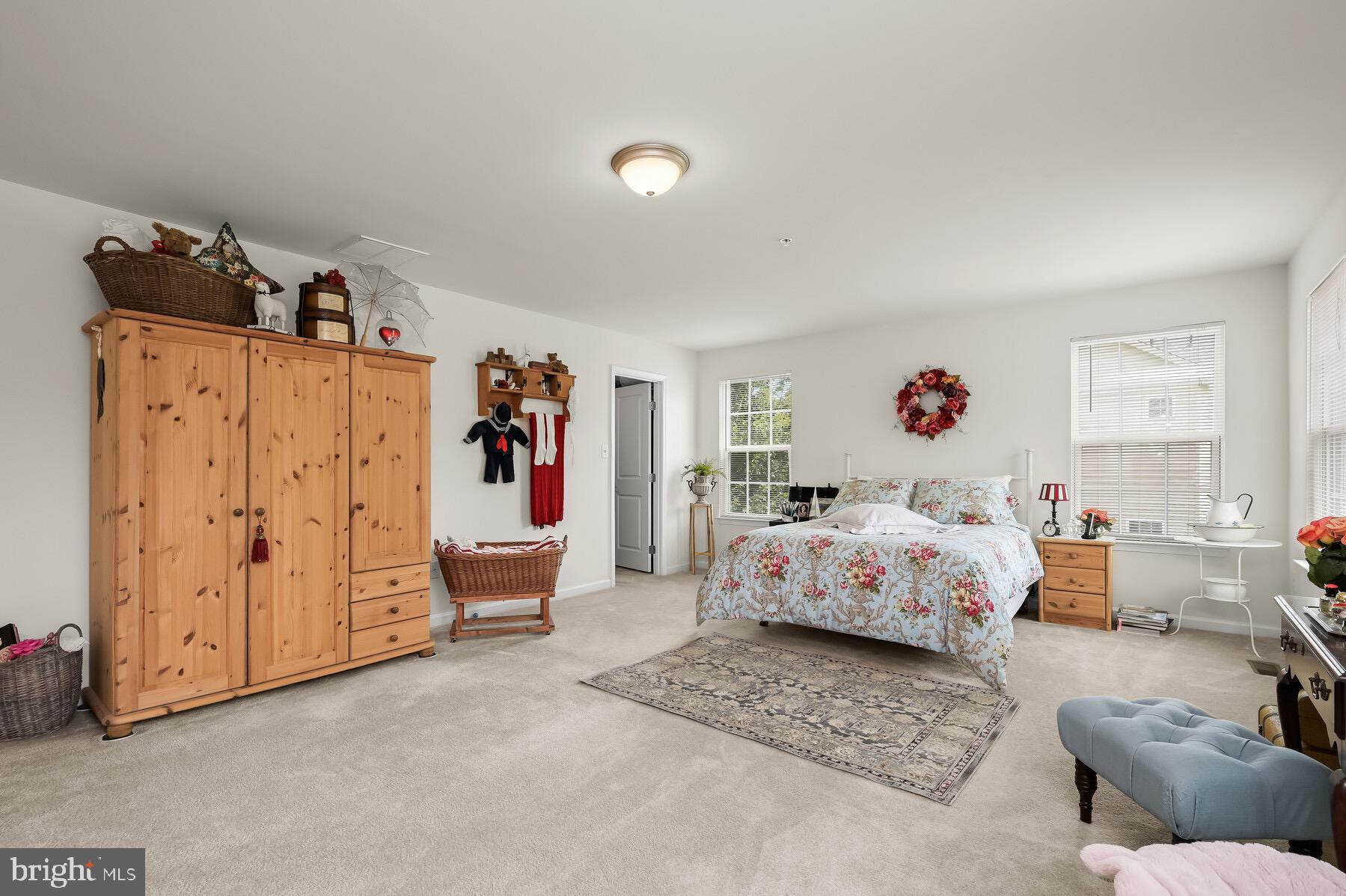 LINDEN GROVE - Residential