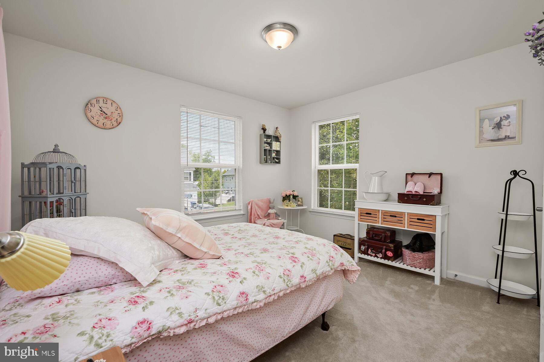 LINDEN GROVE - Residential