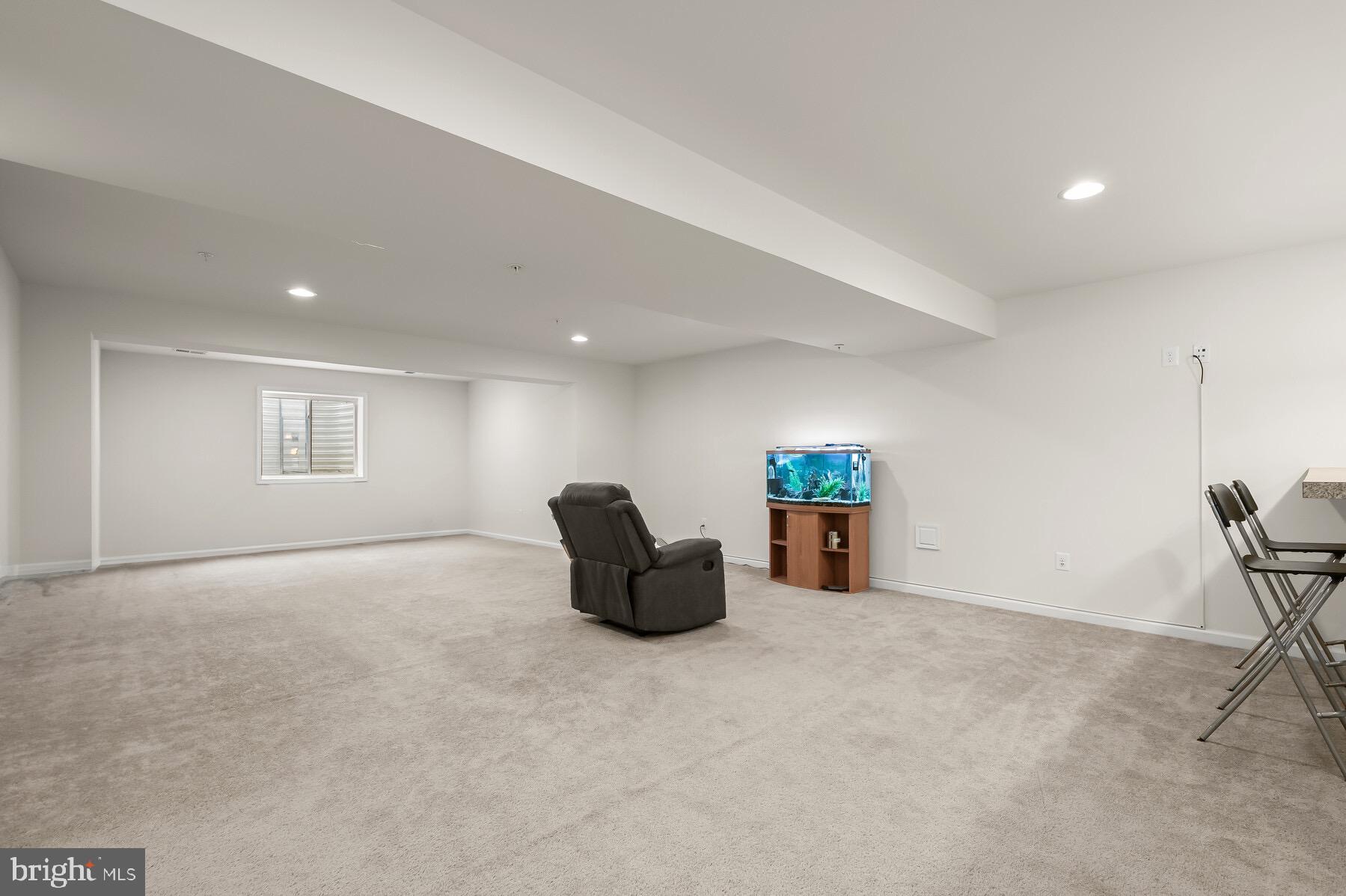 LINDEN GROVE - Residential