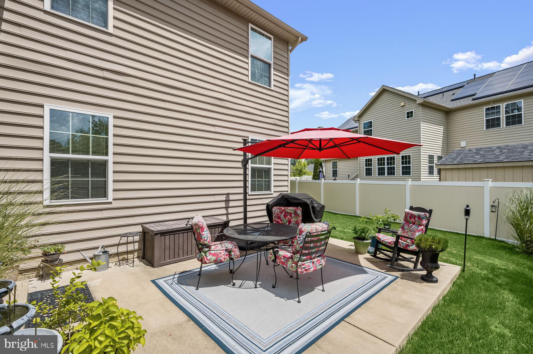 LINDEN GROVE - Residential