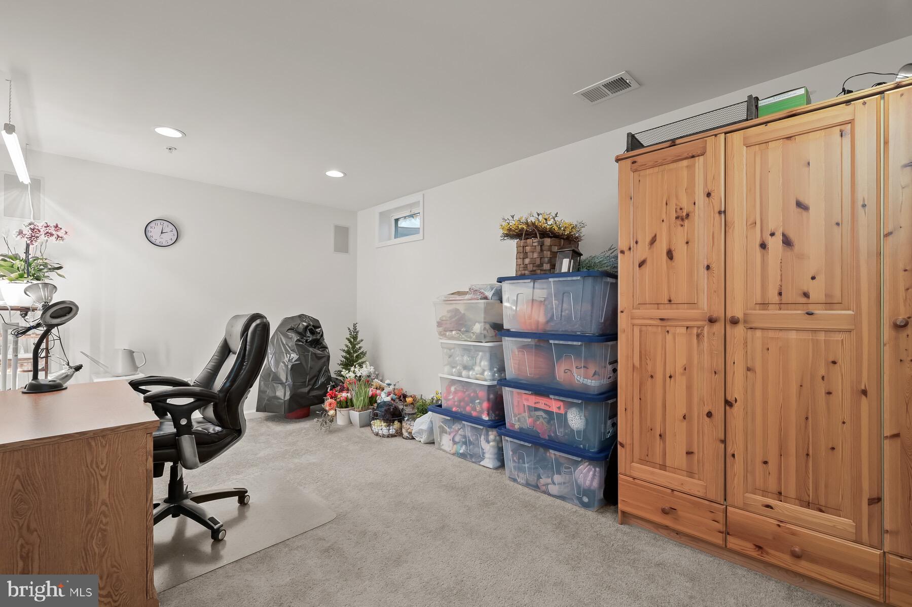 LINDEN GROVE - Residential