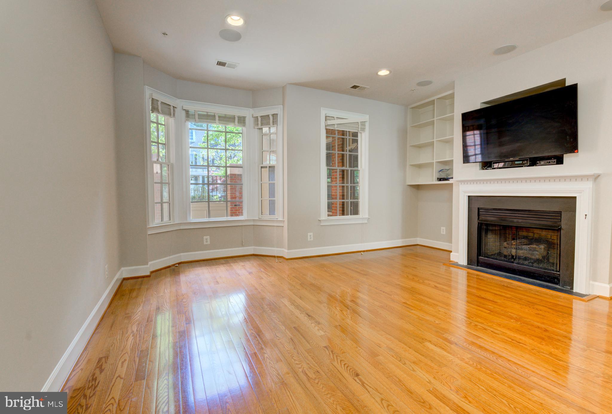 FALLSGROVE - Residential