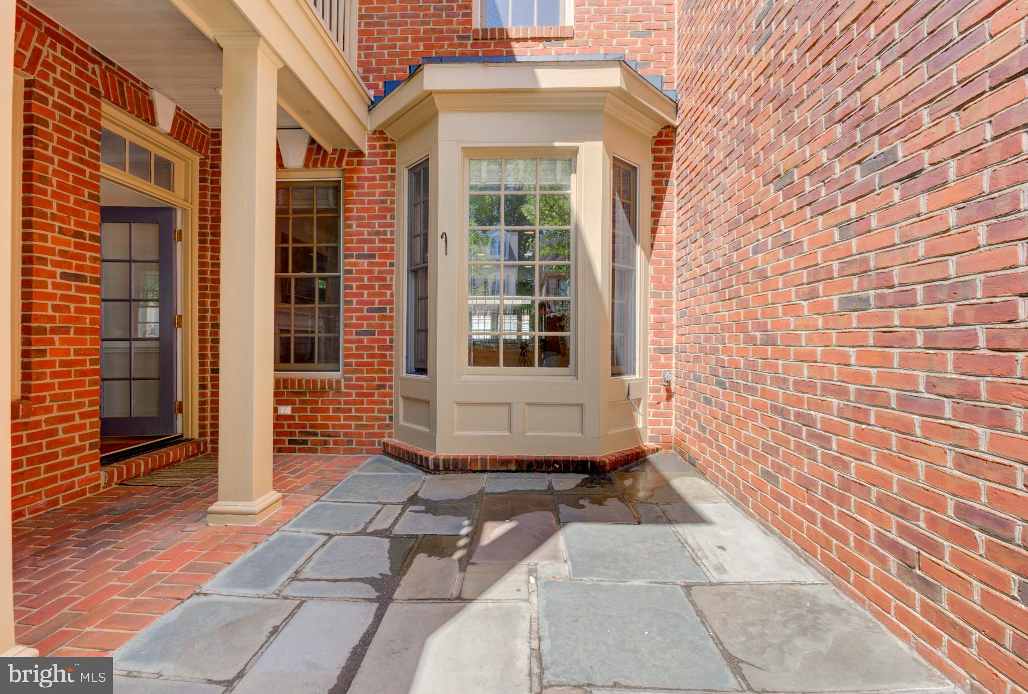 FALLSGROVE - Residential