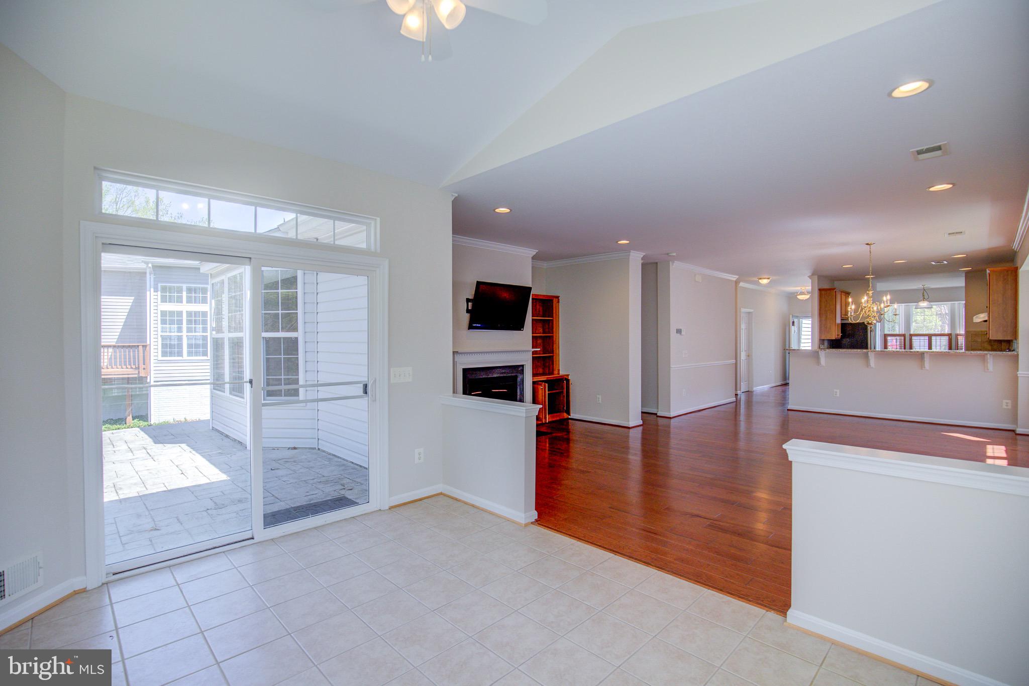 FOUR SEASONS IN HISTORIC VIRGINIA - Residential