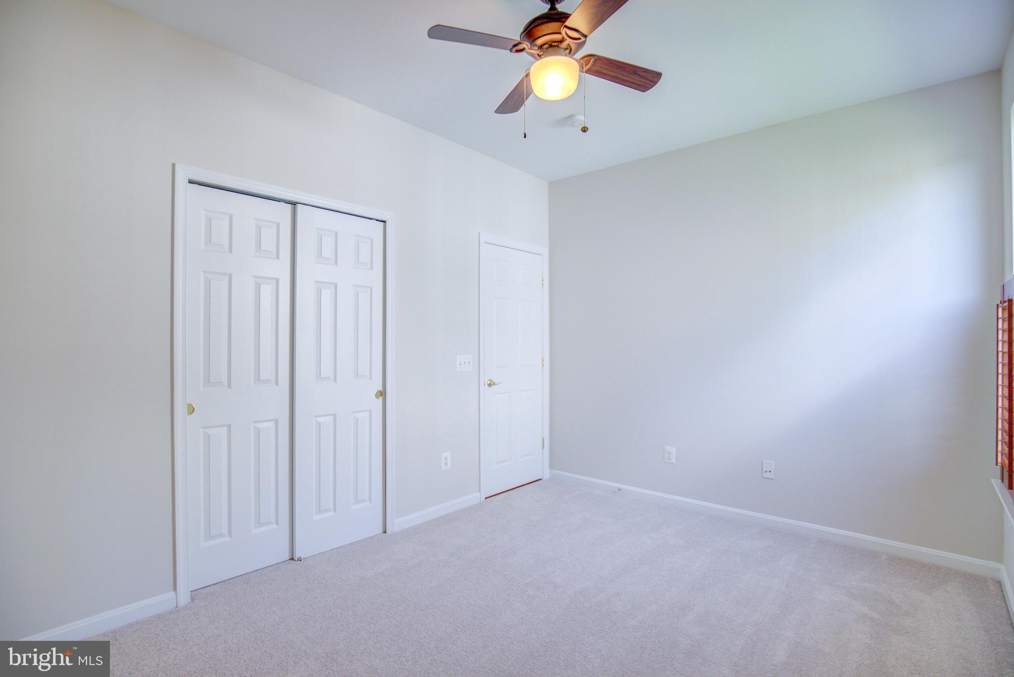 FOUR SEASONS IN HISTORIC VIRGINIA - Residential