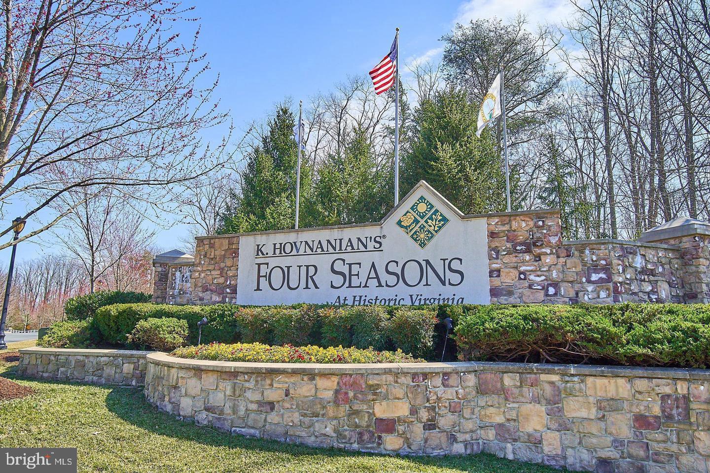 FOUR SEASONS IN HISTORIC VIRGINIA - Residential