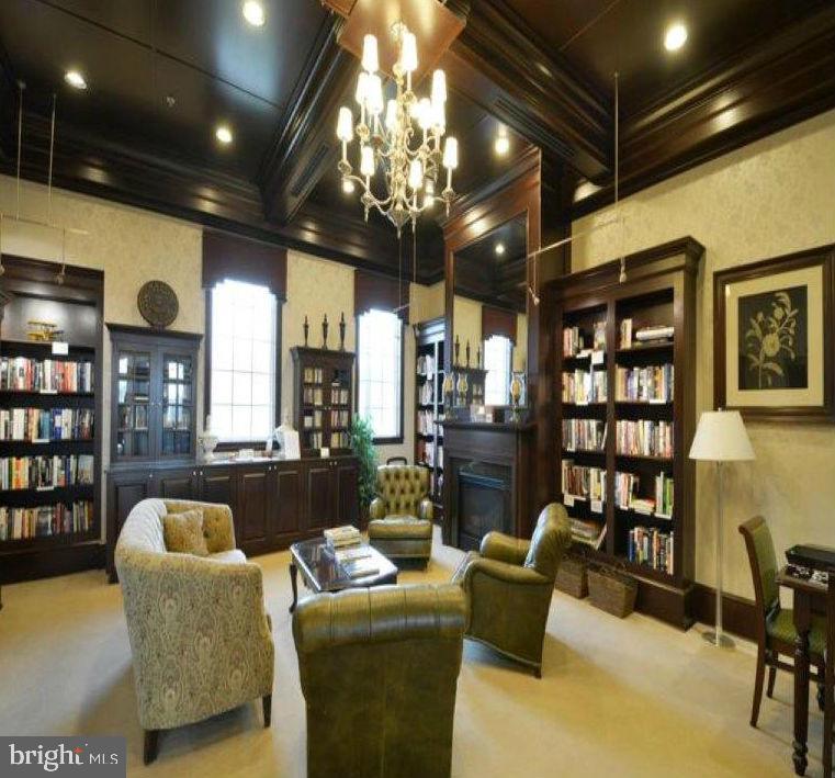 FOUR SEASONS IN HISTORIC VIRGINIA - Residential