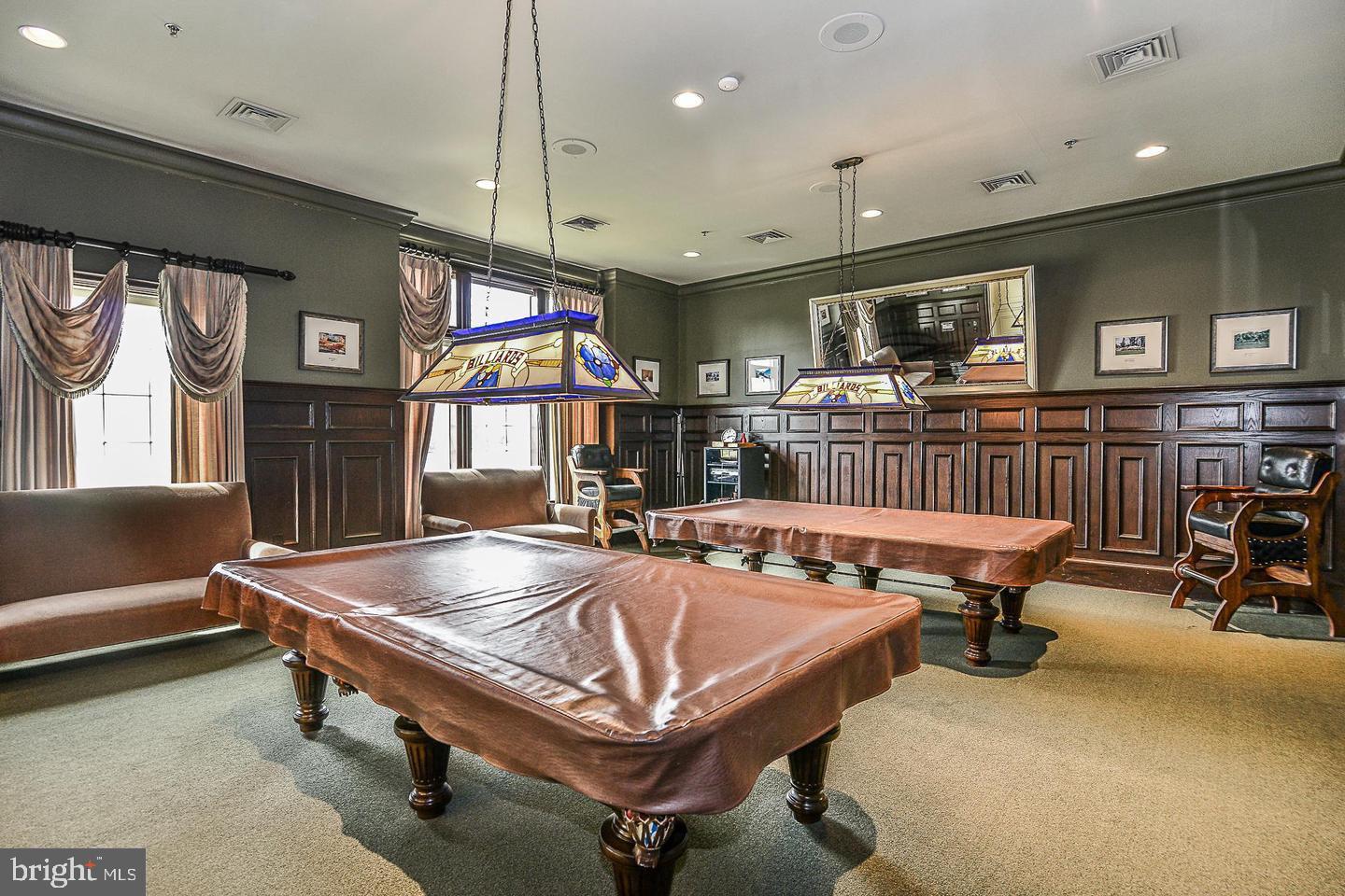 FOUR SEASONS IN HISTORIC VIRGINIA - Residential