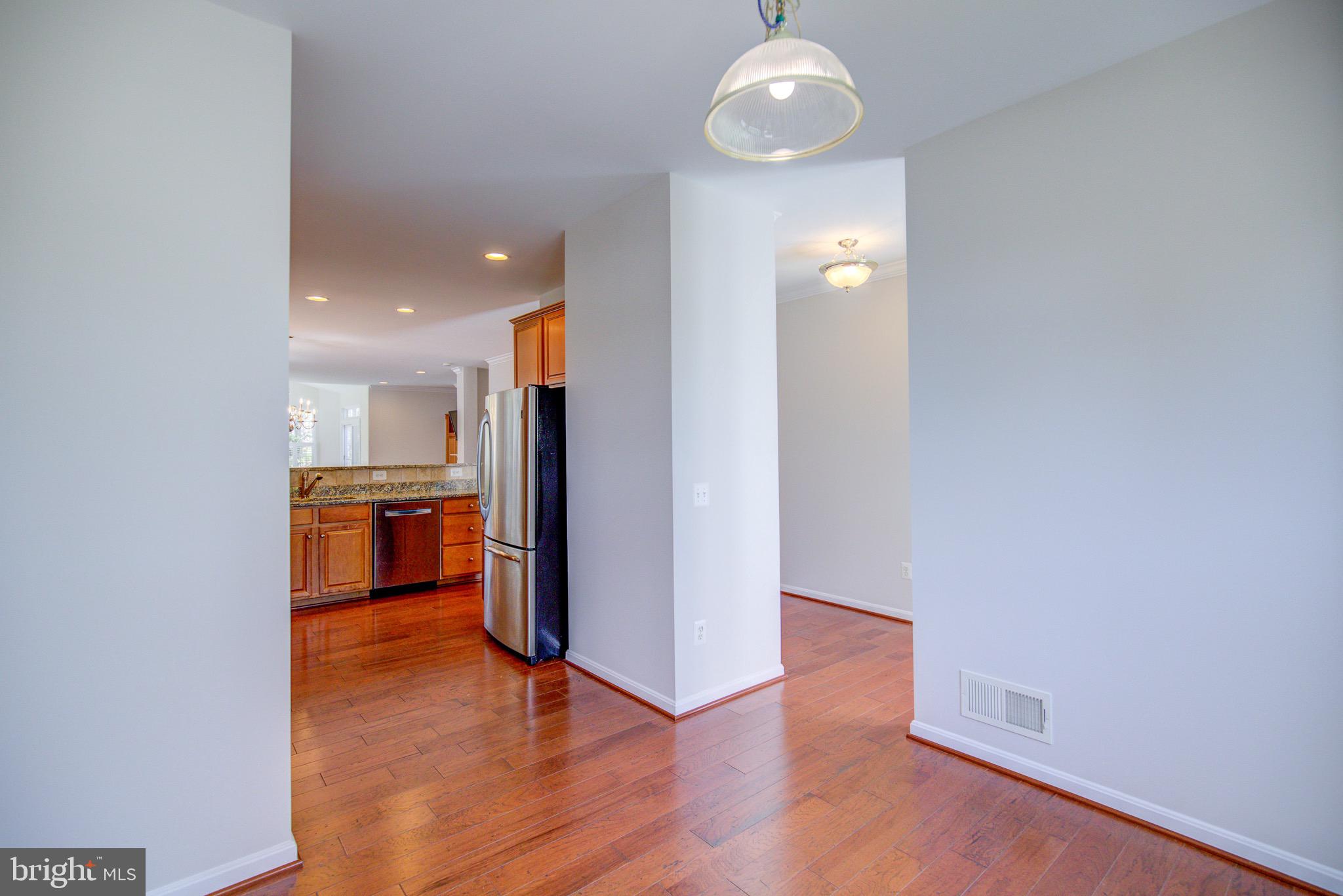 FOUR SEASONS IN HISTORIC VIRGINIA - Residential