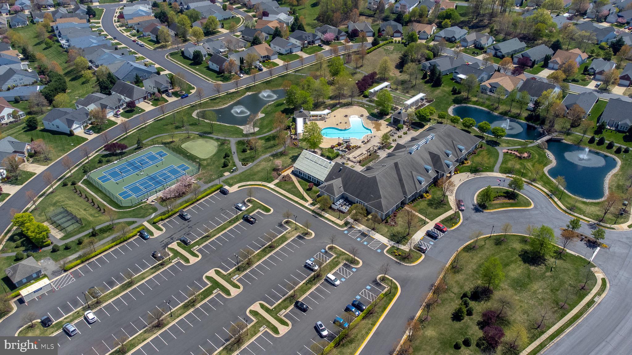 FOUR SEASONS IN HISTORIC VIRGINIA - Residential