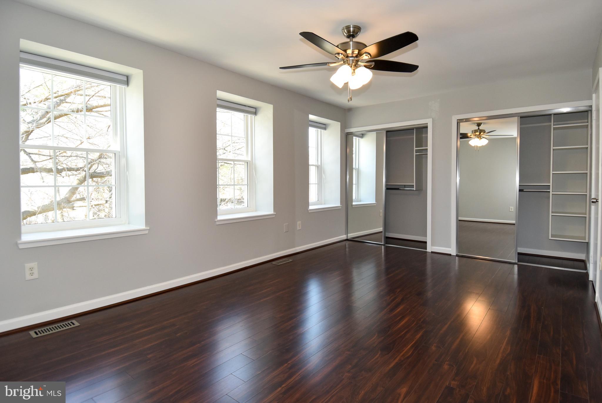 DERWOOD STATION - Residential Lease