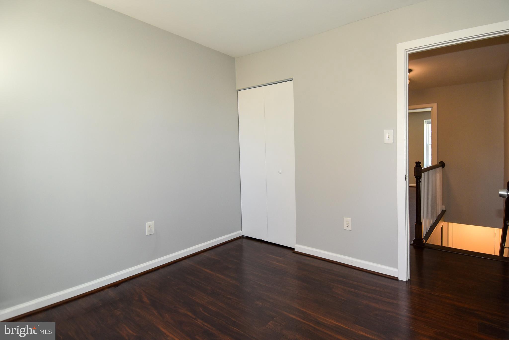 DERWOOD STATION - Residential Lease