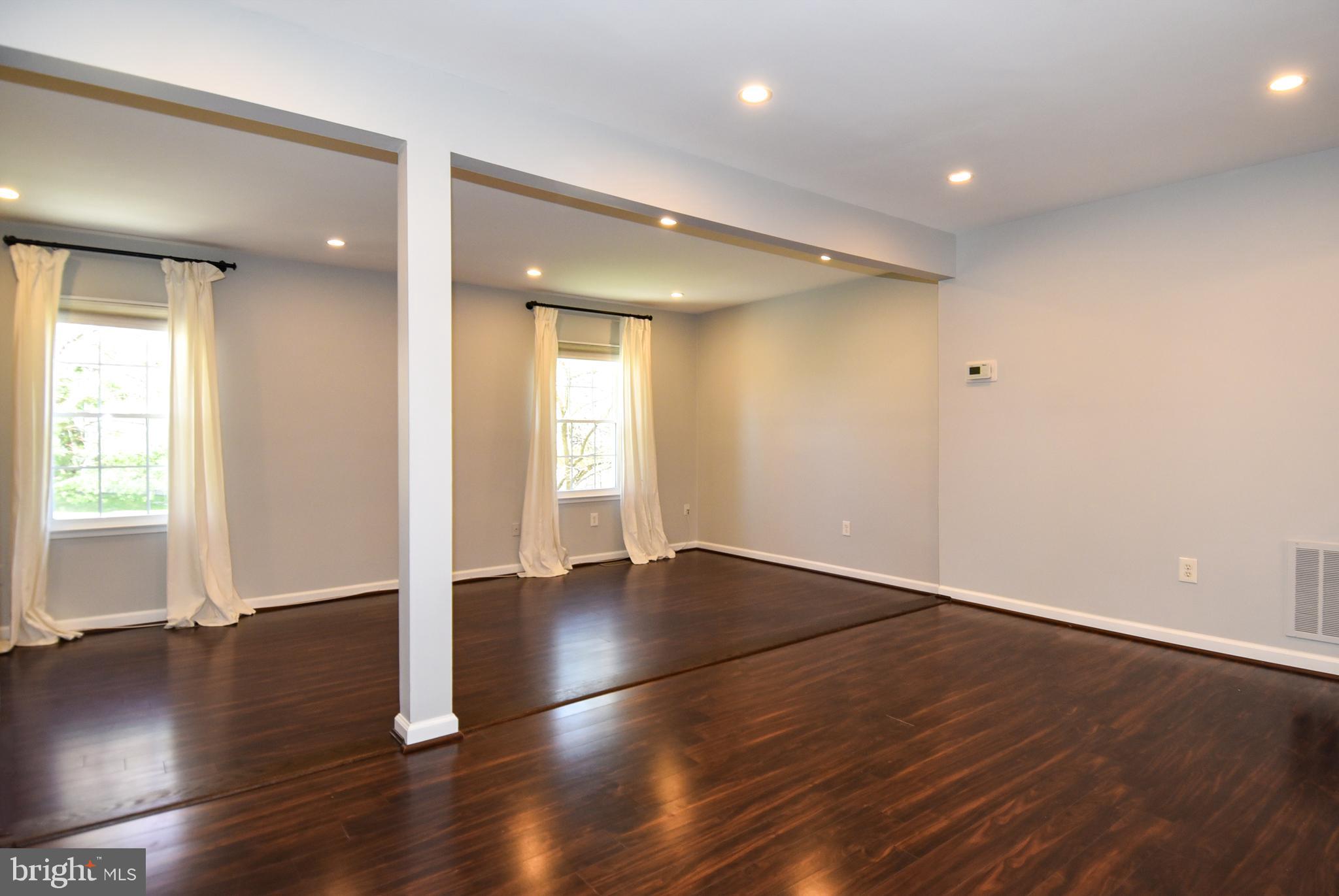 DERWOOD STATION - Residential Lease