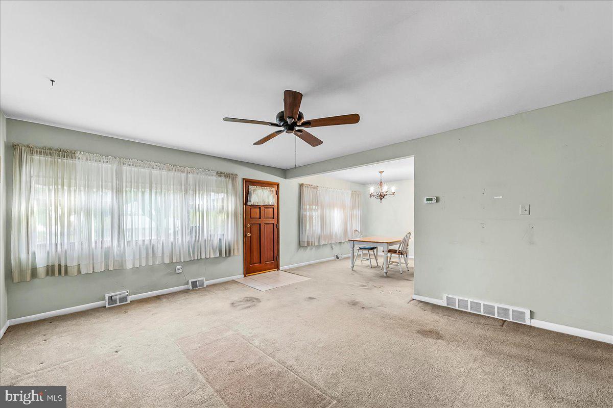 327 ASHLAND AVENUE