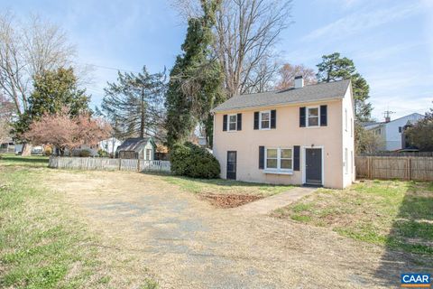 Homes For Sale - 1421 Cherry Ave Ave<br/> CHARLOTTESVILLE, VA 22903