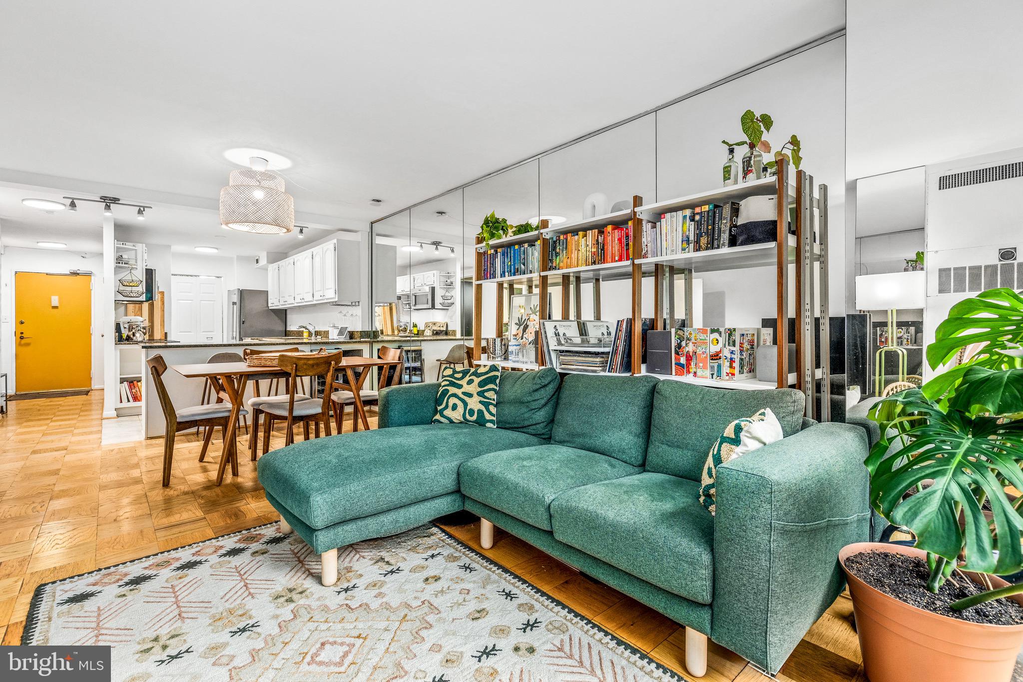 1001 26TH STREET NW 306