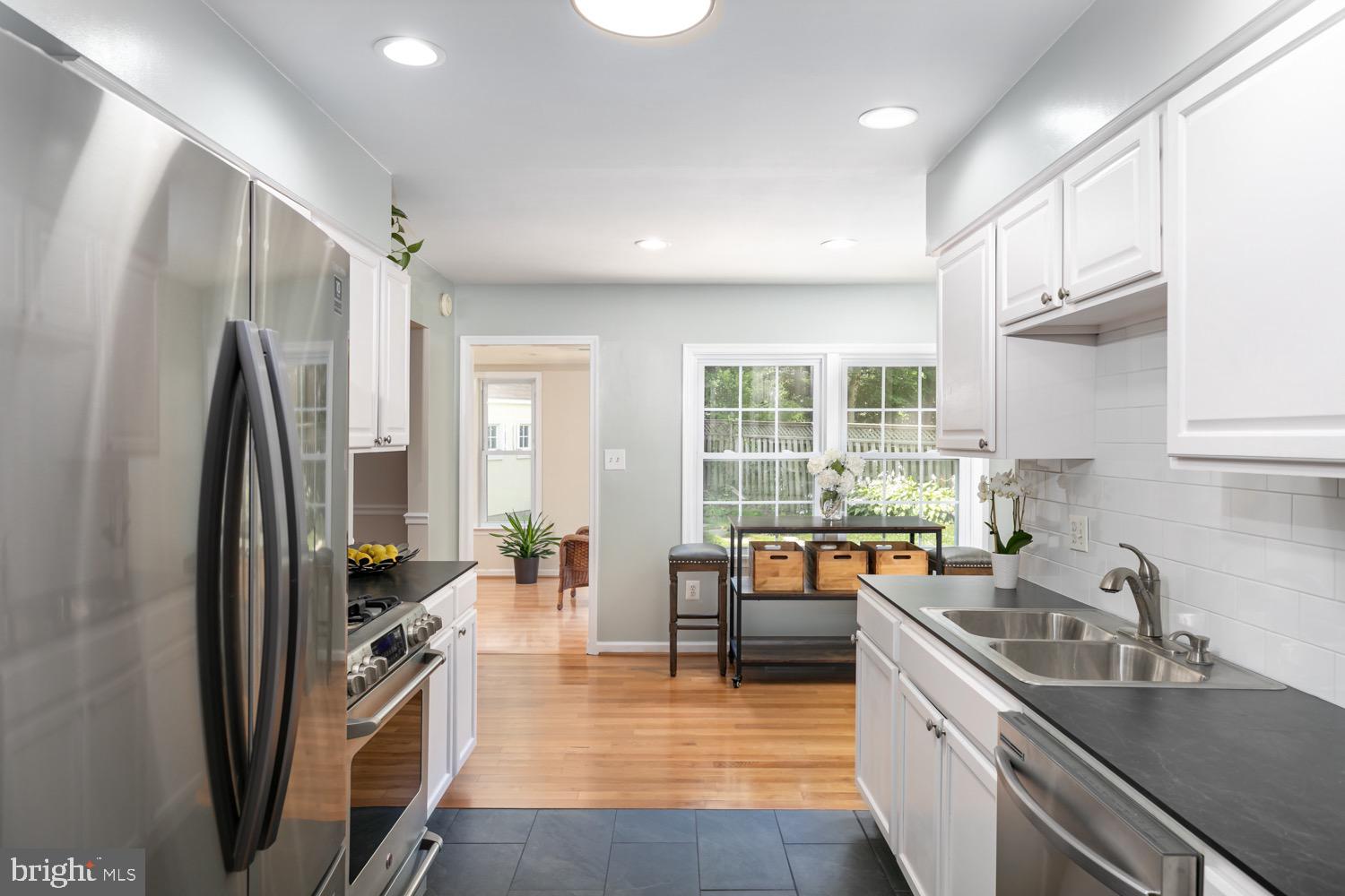 MIDDLERIDGE - Residential