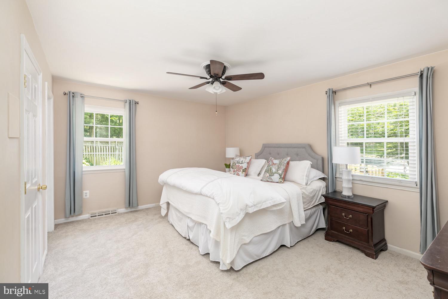 MIDDLERIDGE - Residential