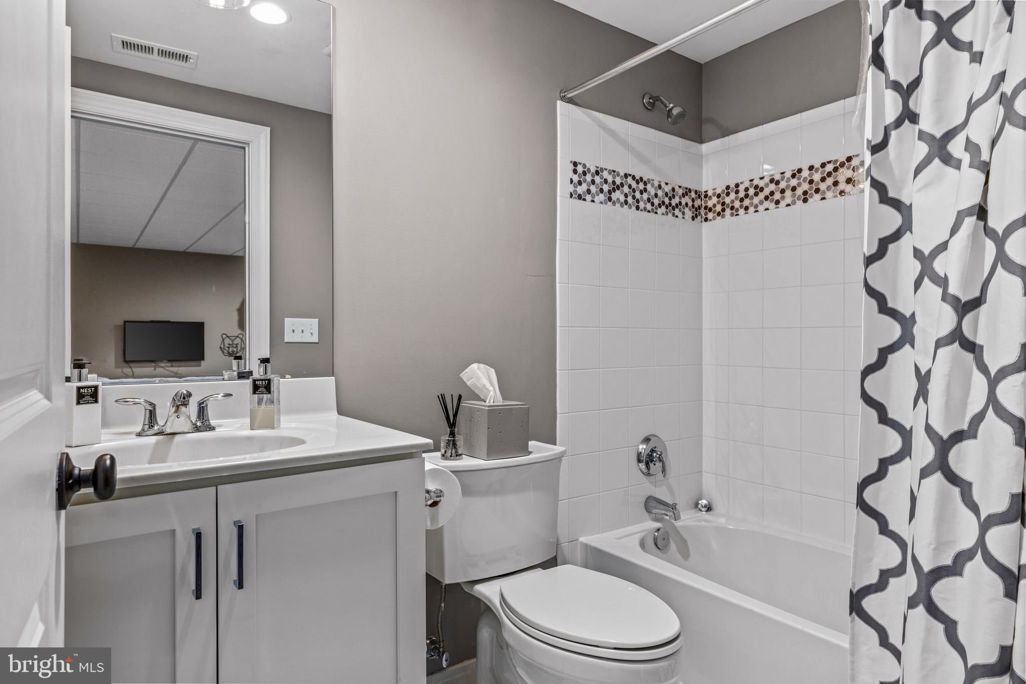 DOYLESTOWN GREENE - Residential