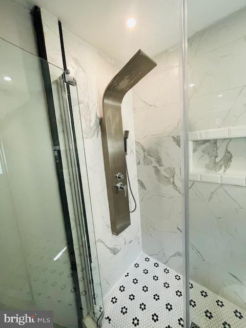 POINT BREEZE - Residential