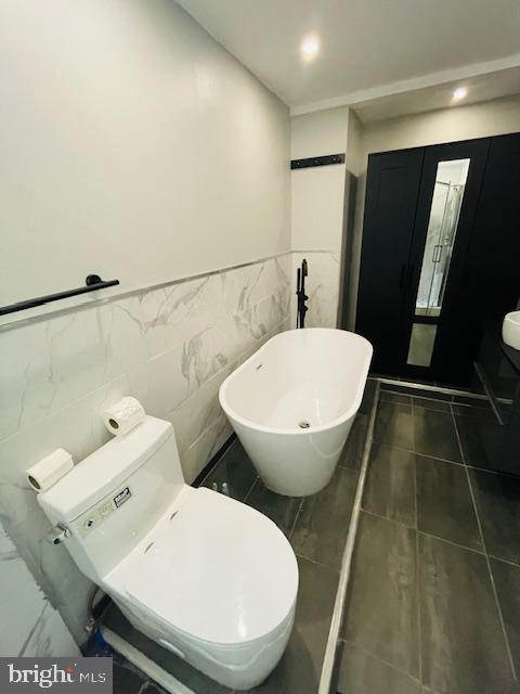 POINT BREEZE - Residential