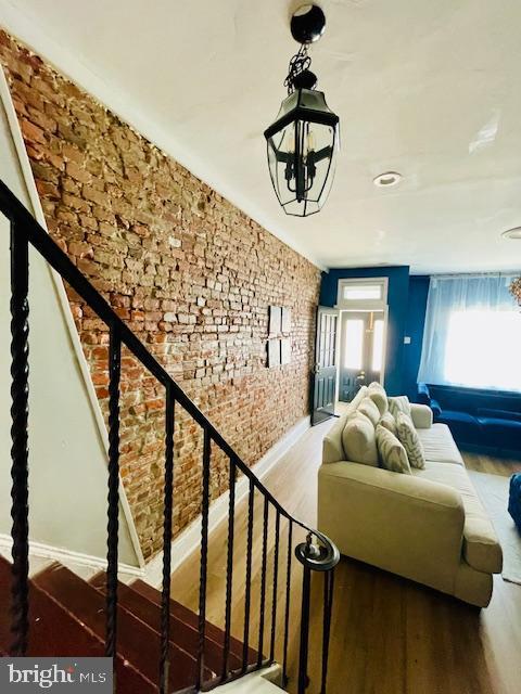 POINT BREEZE - Residential