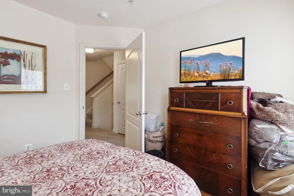 RIVERWATCH IND HEAD - Residential