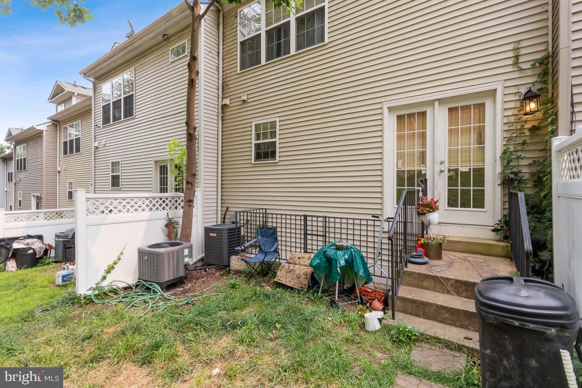 RIVERWATCH IND HEAD - Residential