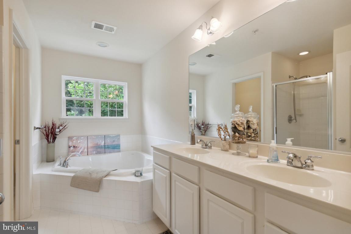 RIVERWATCH IND HEAD - Residential