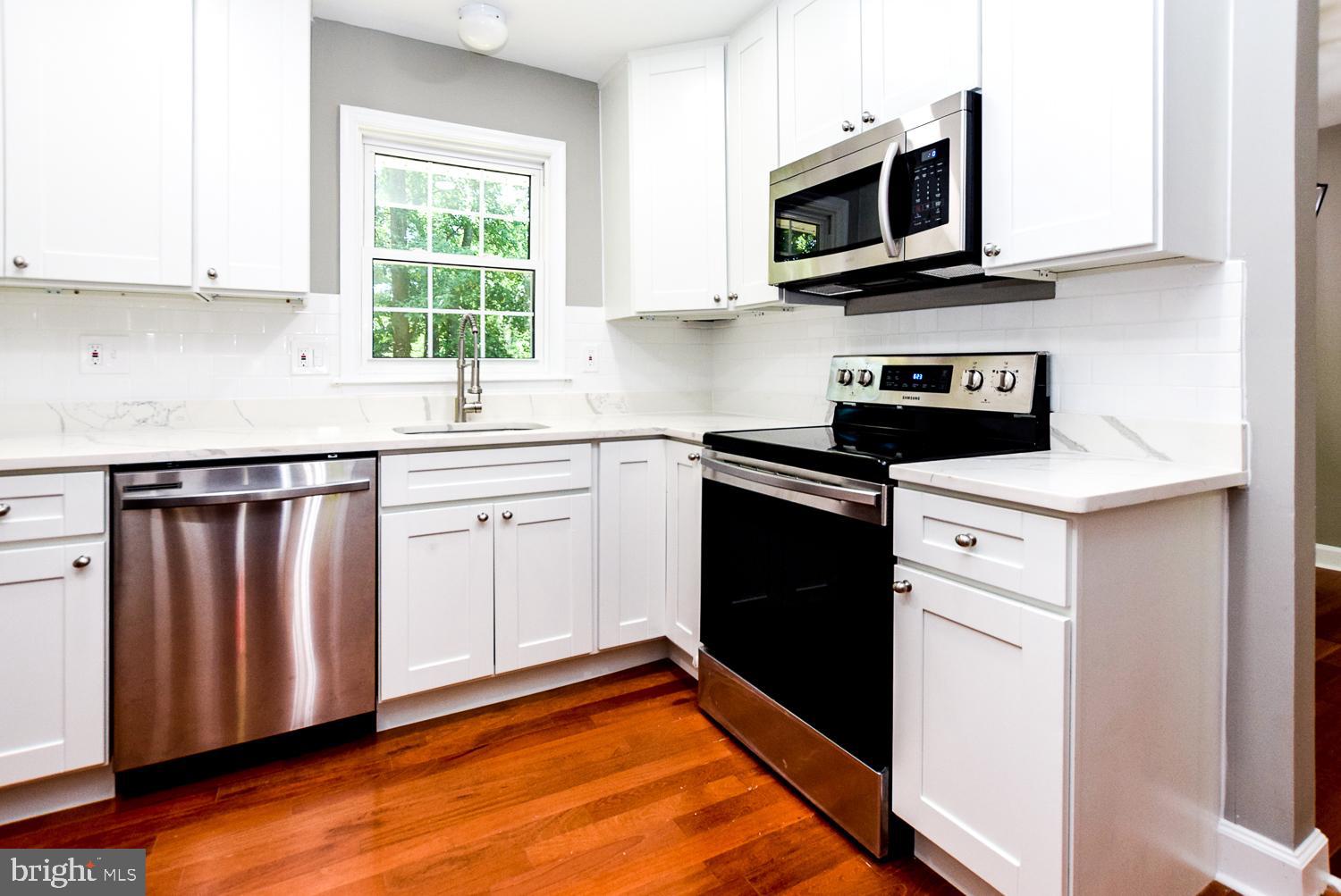 CAPE ST CLAIRE - Residential