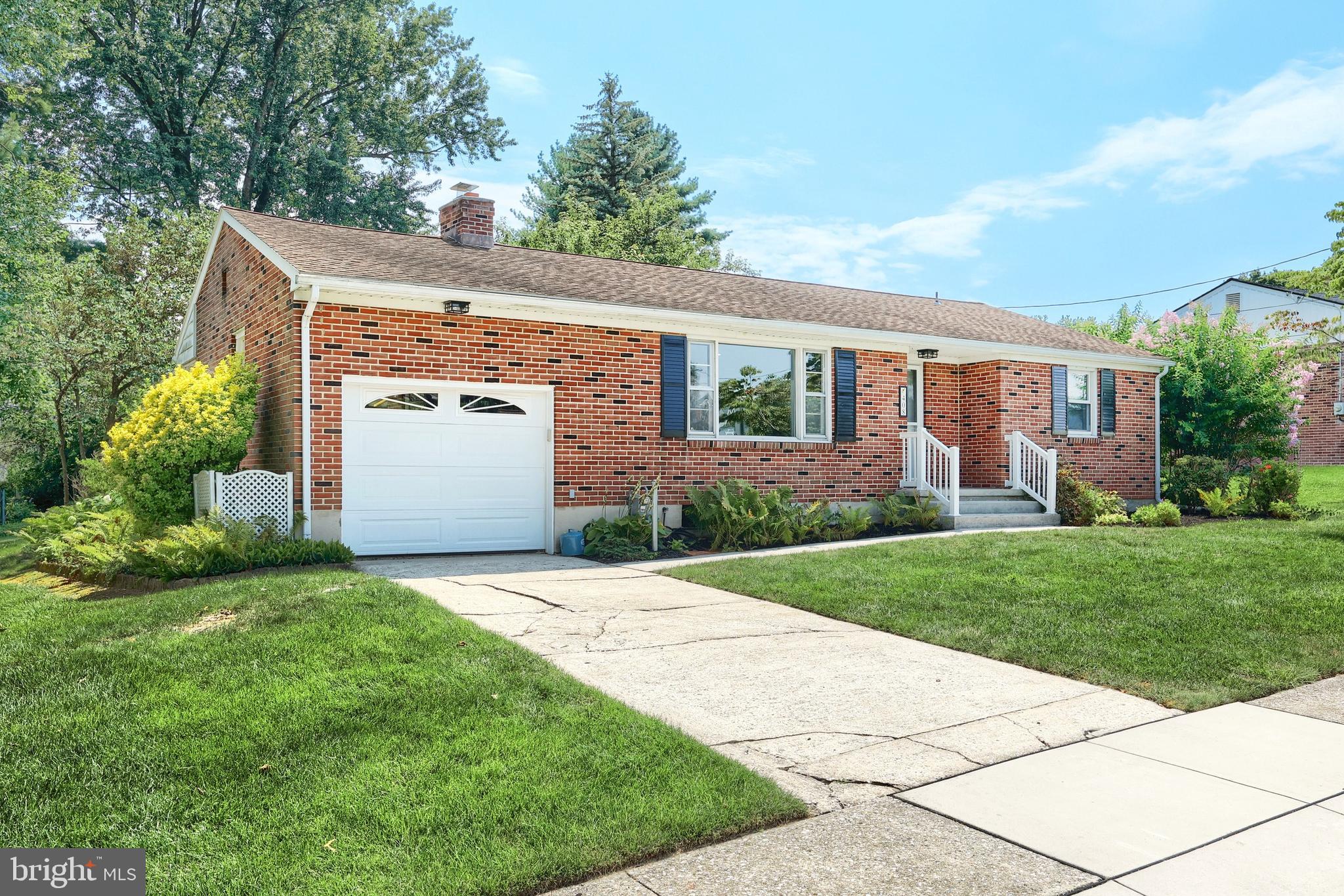 408 W BEAVER STREET