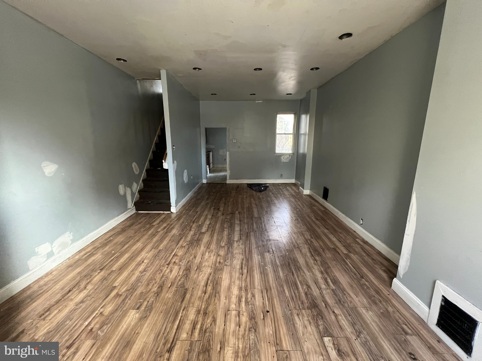 HUNTING PARK - Residential