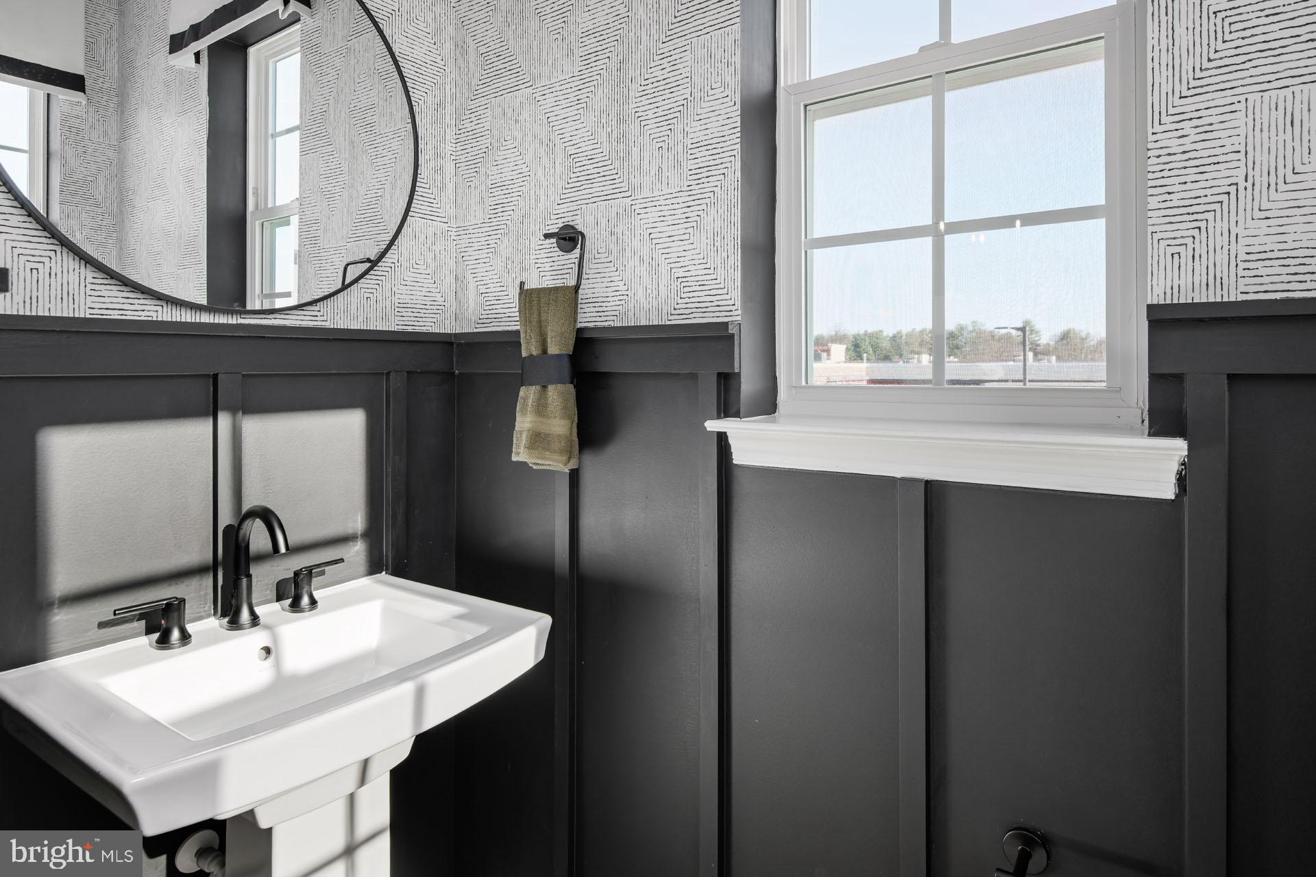 MONTGOMERY VILLAGE - Residential