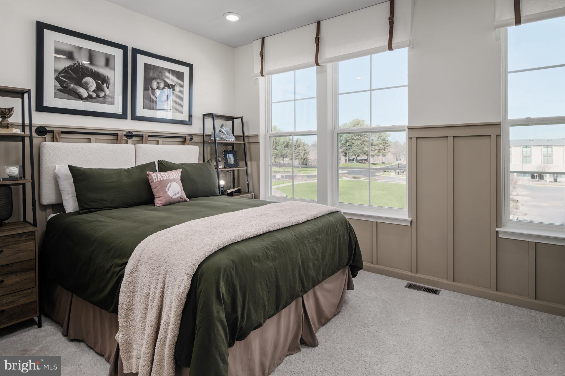 MONTGOMERY VILLAGE - Residential