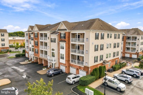 Condo For Sale - 4046 Derby Court<br/> CHERRY HILL, NJ 08002