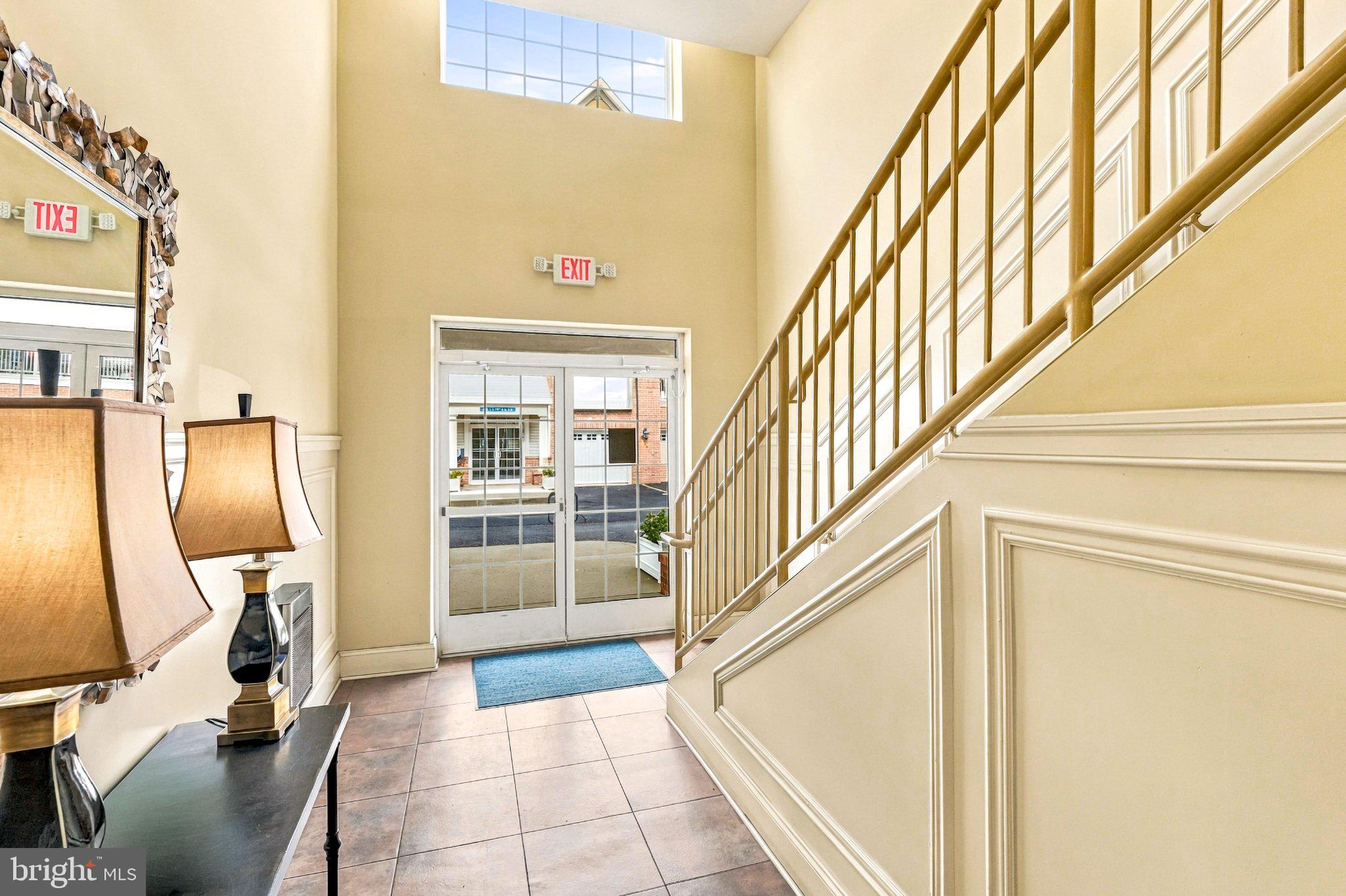4046 DERBY COURT