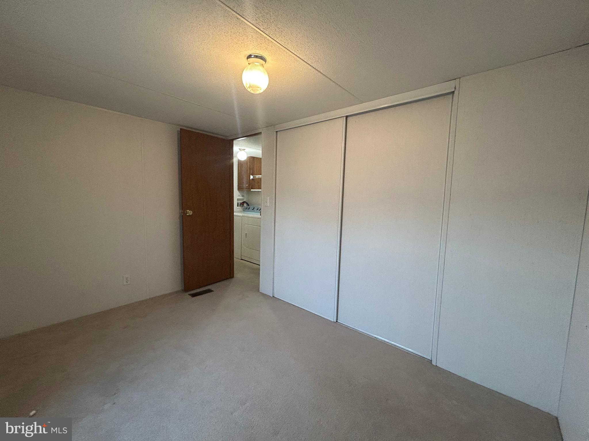 PALMDALE MOBILE HOME PARK - Residential