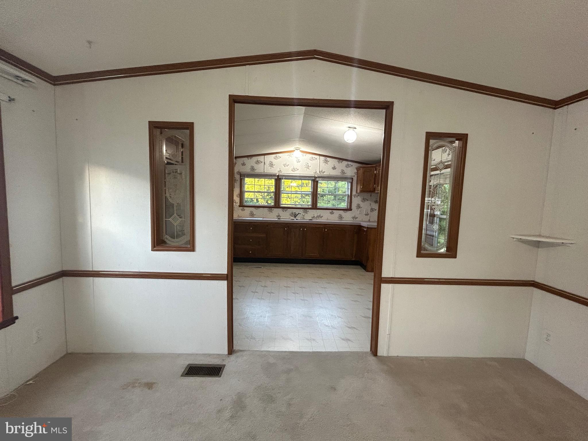 PALMDALE MOBILE HOME PARK - Residential