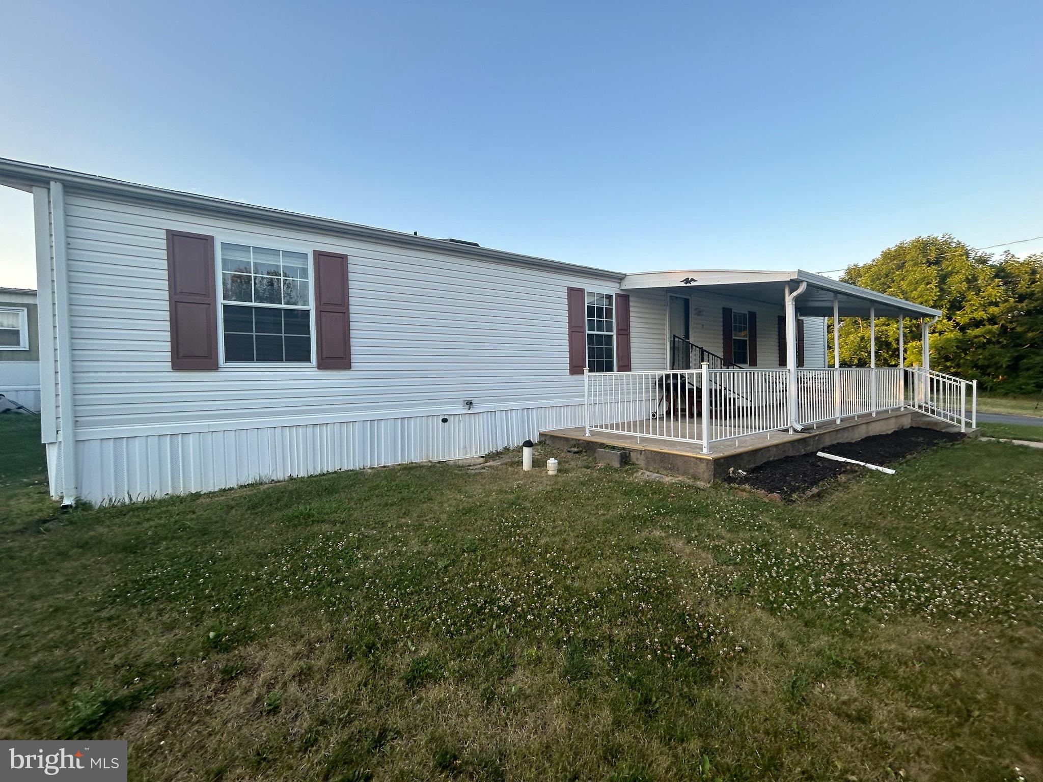 PALMDALE MOBILE HOME PARK - Residential