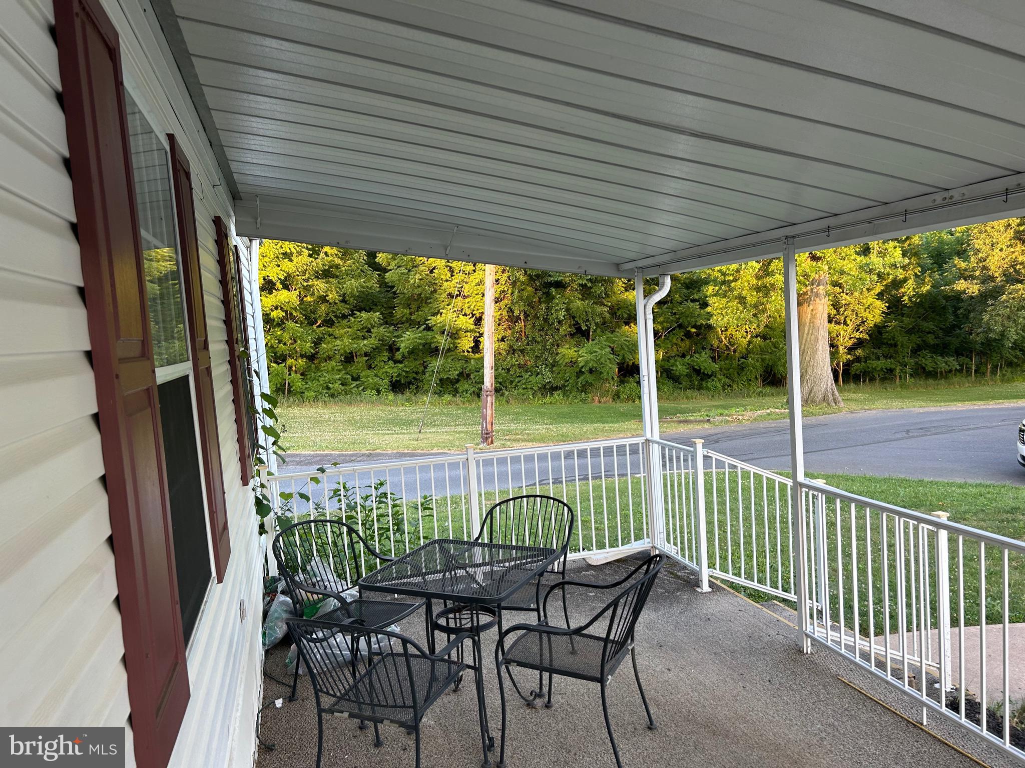 PALMDALE MOBILE HOME PARK - Residential