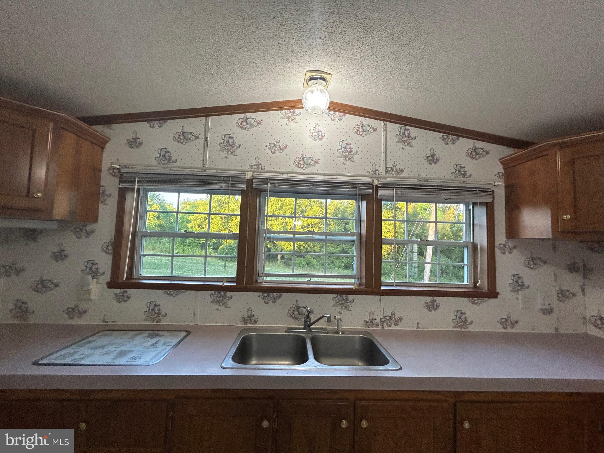 PALMDALE MOBILE HOME PARK - Residential